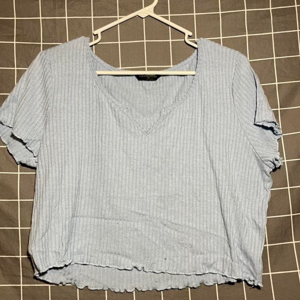 SHEIN Blue crop top fits like a 2x
